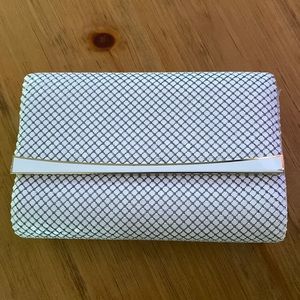 White enameled metal mesh Glomesh, Whiting Davis style hand bag